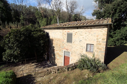 Rural/Ferme/Cour de 100 m2 à Lamporecchio