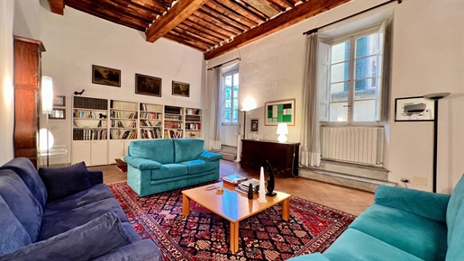 Wohnung von 230 m2 in Lucca