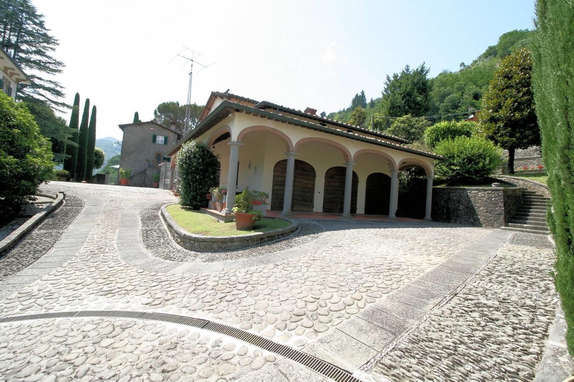 Villa individuelle de 820 m2 à Bagni di Lucca