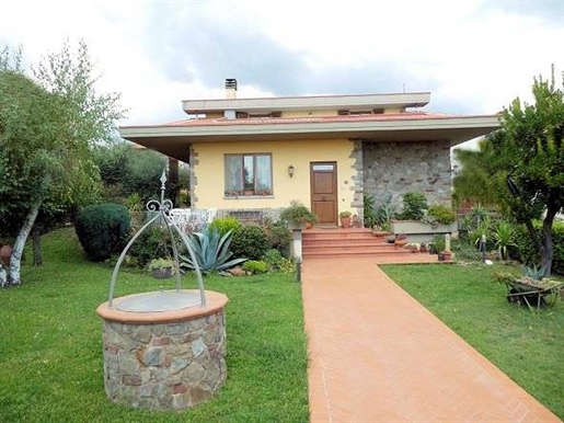 Villa individuelle de 396 m2 à Loro Ciuffenna