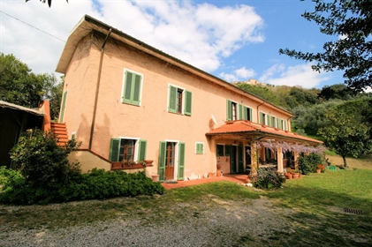 Villa individuelle de 350 m2 à Roccastrada