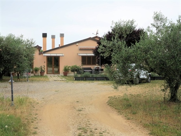Landhaus/Landhaus von 200 m2 in Massa Marittima