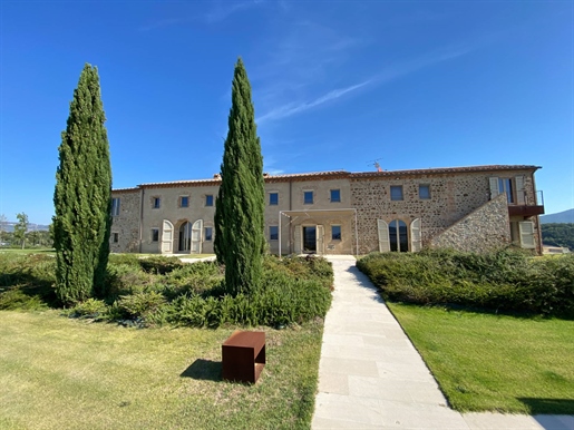 Rural/Ferme/Cour de 1000 m2 à Volterra