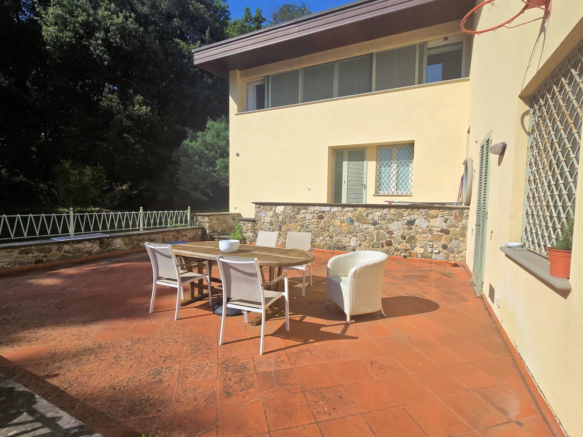 Purchase: House (59013)