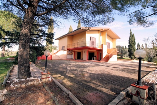 Freistehende Villa von 210 m2 in Montespertoli