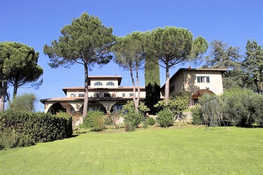 Casa de campo / Quadra de 1215 m2 em Magliano in Toscana
