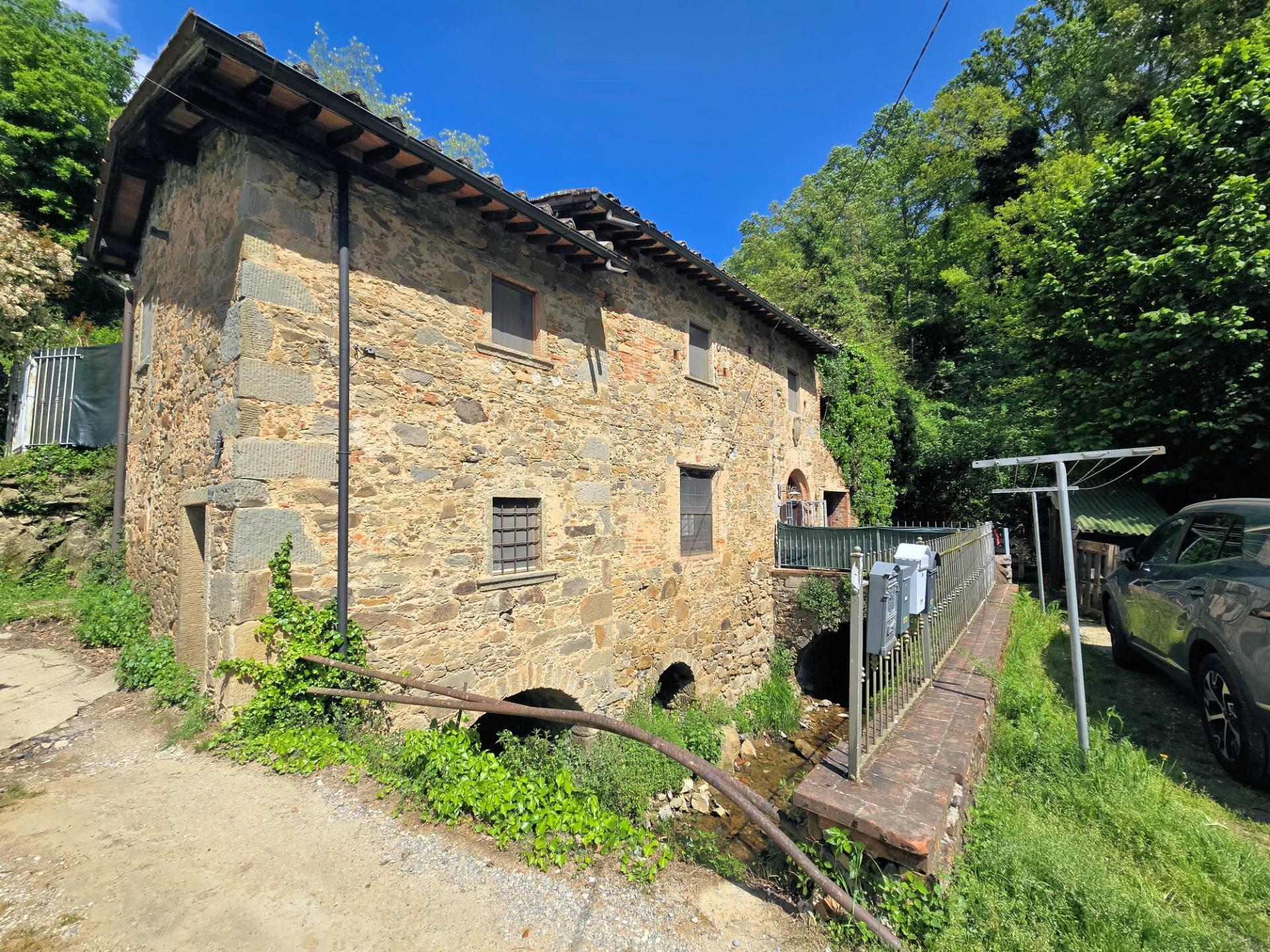 Rural/Ferme/Cour de 160 m2 à Lamporecchio