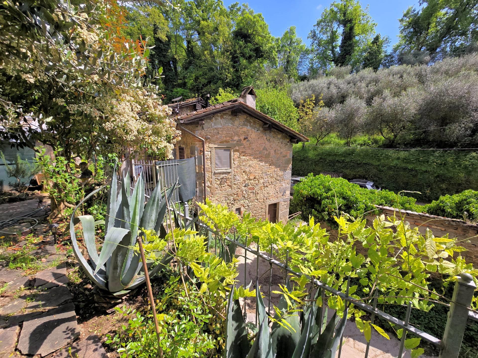 Rural/Ferme/Cour de 160 m2 à Lamporecchio