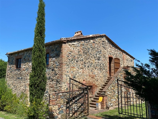 344 m2 Rural/Ferme/Cour à Pomarance