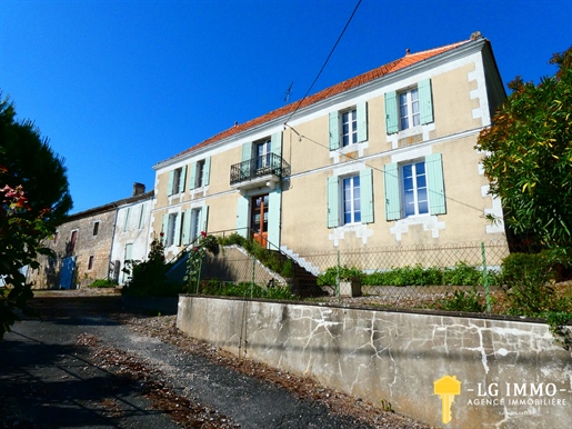 Maison 232 m2, terrain 31,74 Hectares, dépendances