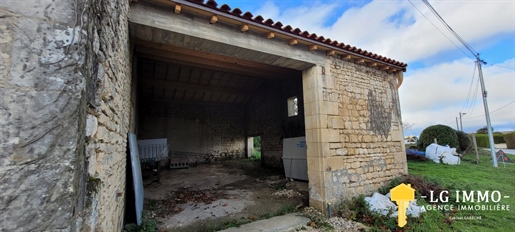 House + outbuildings to renovate of 116.75 m2.