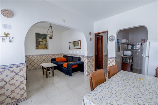 Stadthaus Mit 2 Schlafzimmern, Dachterrasse Und Herrlichem Meerblick, In Burgau