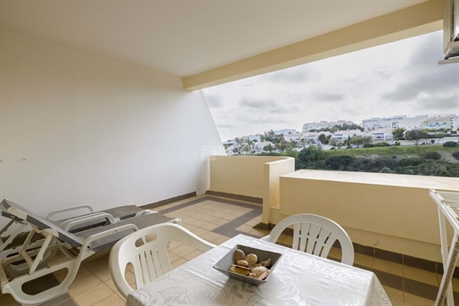 Studio Apartment In Porto De Mós