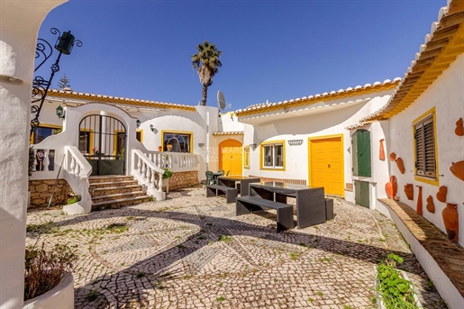 Excellent Business Opportunity In The Heart Of Praia Da Luz