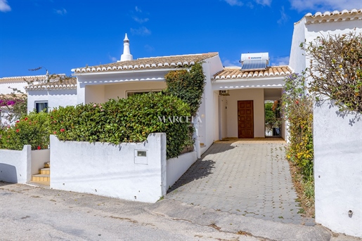 Härlig Villa Med Två Sovrum I Lugnt Område Praia Da Luz