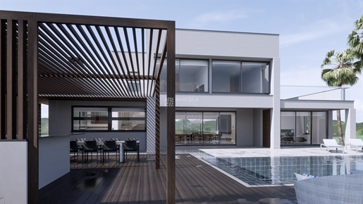 Villa Exclusive Et Contemporaine De 4 Chambres Avec Vue Sur La Mer À Vendre À Funchal, Lagos