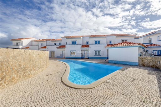 Attractive Three Bedroom Townhouse With Fabulous Valley Views Espartal
