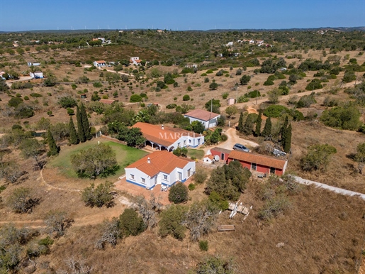 Charmante Ferme Avec 2 Maisons Indépendantes À Bensafrim