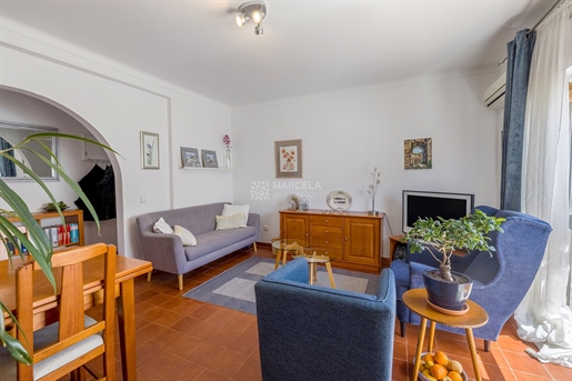 2-Bedroom Apartment Located In Burgau
