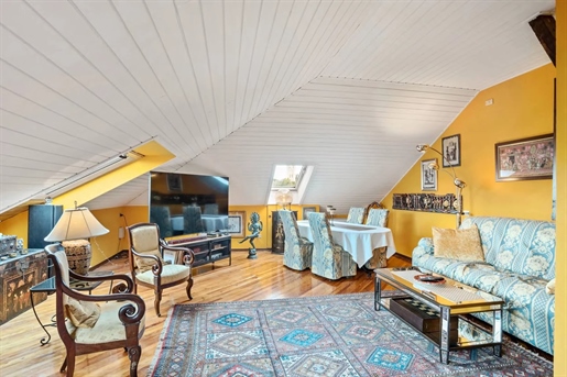 Elegant attic for sale in Lesa
