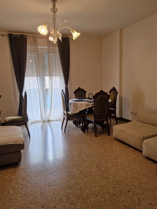 Apartment with balconies for sale in Belgirate