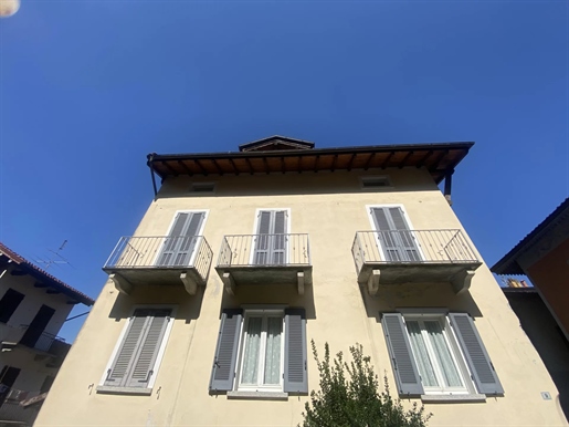 Nice renovated apartment for sale in Stresa