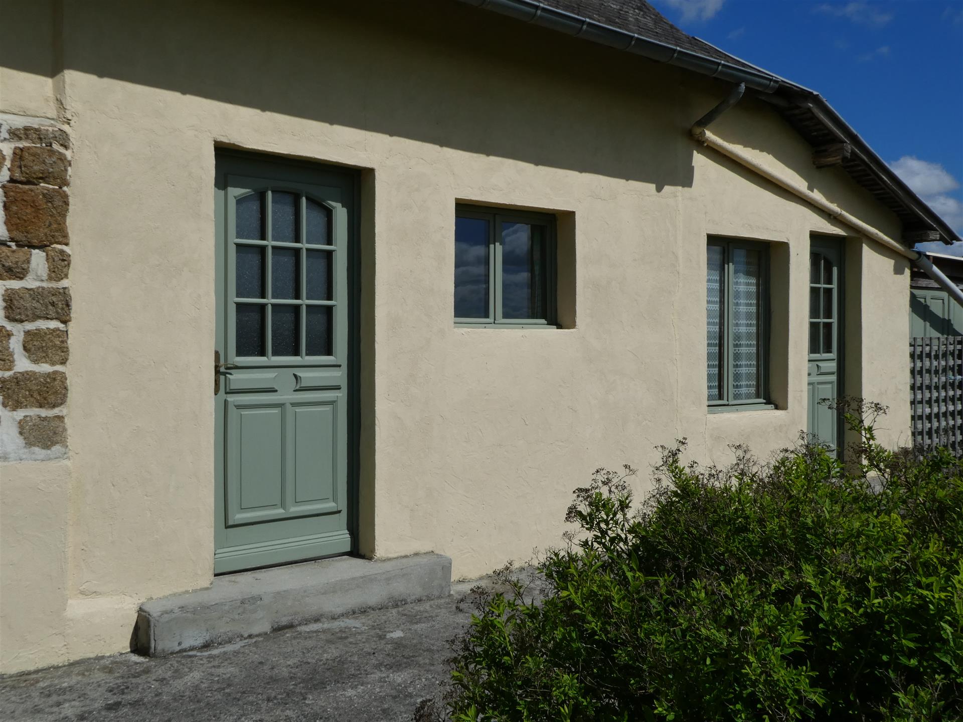 Trevligt familjehem i fridfulla Normandie
