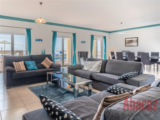 Outstanding 5 Bedroom Villa With Amazing Sea Views