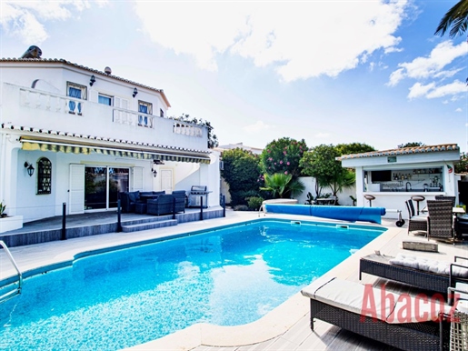 Amazing 3+1 Bedroom Villa With Swimming Pool In Praia Da Luz