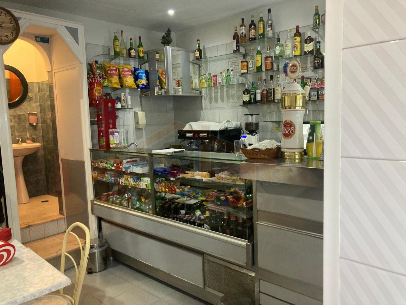 Cumpărare: Local comercial (2735)