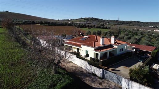 Maison de plain-pied 4 chambres + 1 chambre Borba, Vila Viçosa, Estremoz, Évora