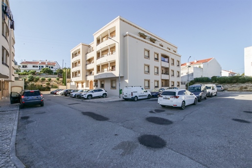 2 Bedroom Apartment with Fantastic Terrace in Quinta do Casal - A
