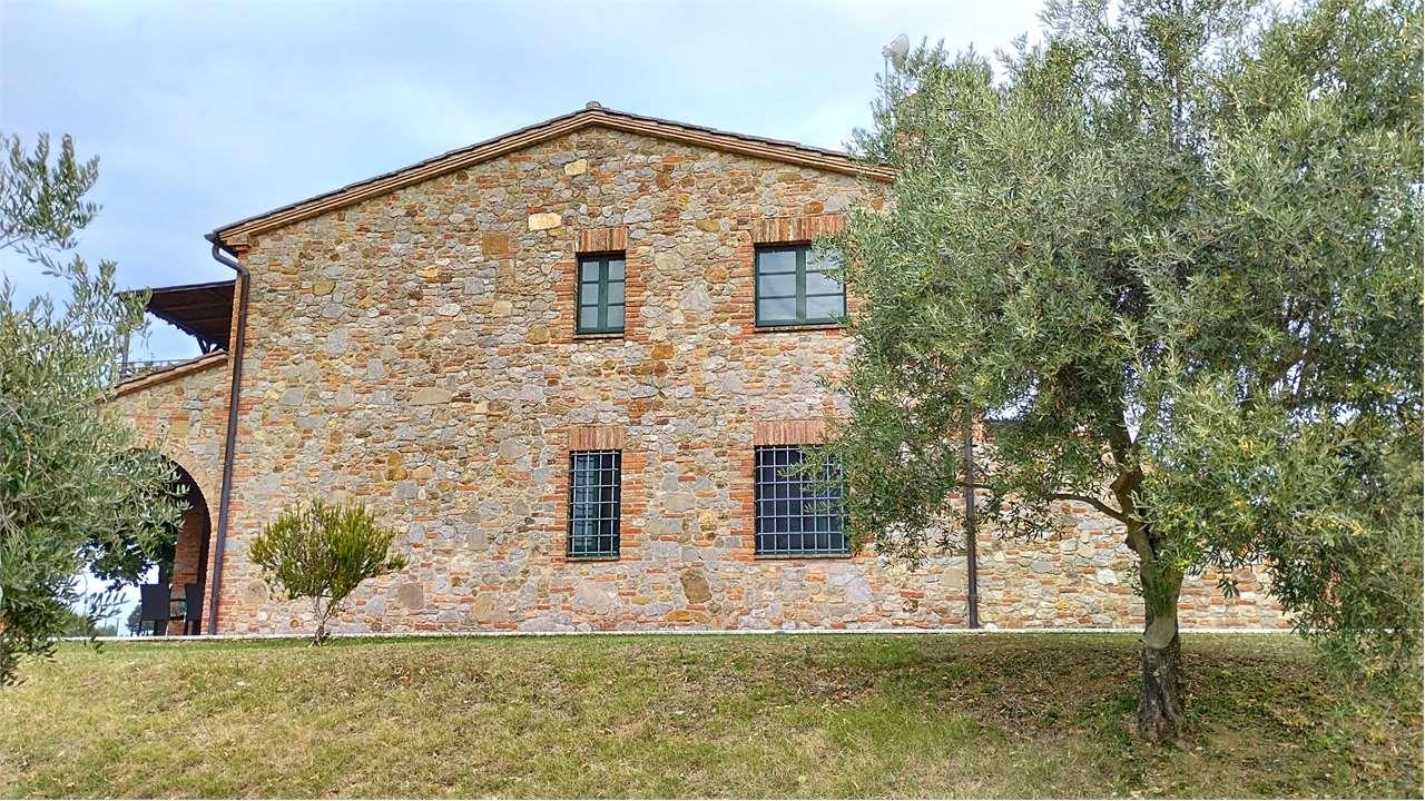 House / Hamlet For Sale In CITT&Atilde Della Pieve