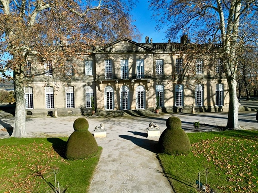 Restored château surrounded by 15 hectares of classified park and gardens.