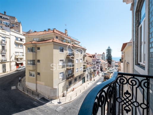 Appartement de 2 chambres rénové et meublé à São Vicente