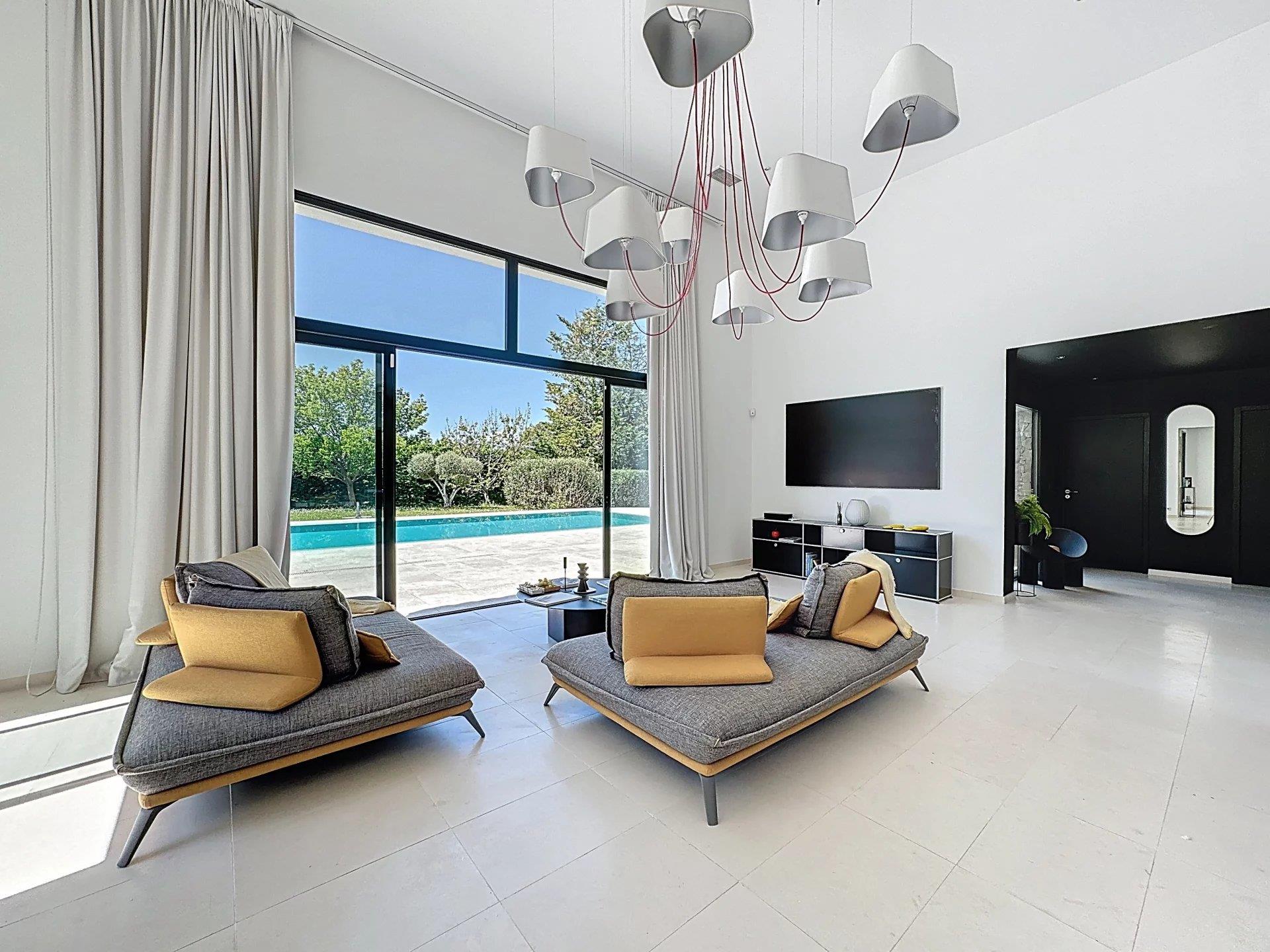 Exclusivity. Single-Storey villa.