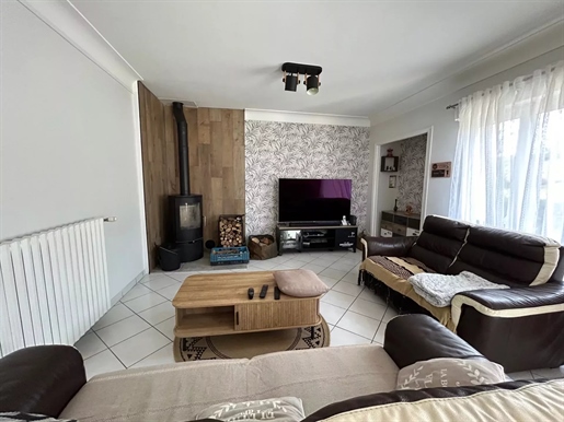 Beautifully maintained home with independent apartment and spa