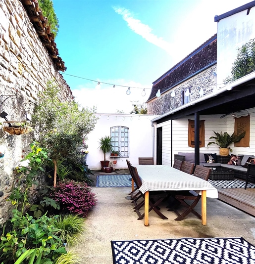 Renovated town house with large courtyard