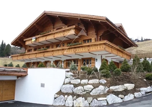 Top floor Apartment close to Gstaad with breathtaking mountain view