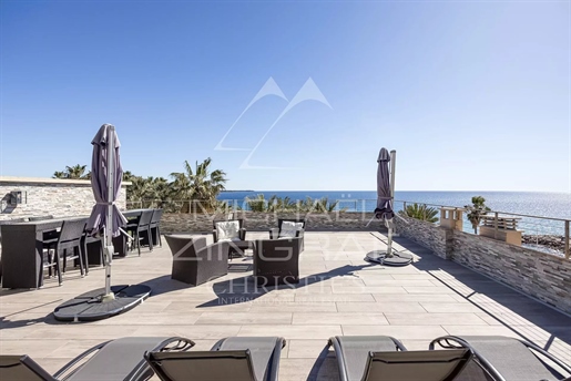 Exclusiviteit - Cannes Vieux-Port - Bovenste verdieping - Panoramisch uitzicht op zee