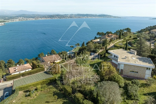 Théoule-Sur-Mer - Property to renovate - Panoramic sea view