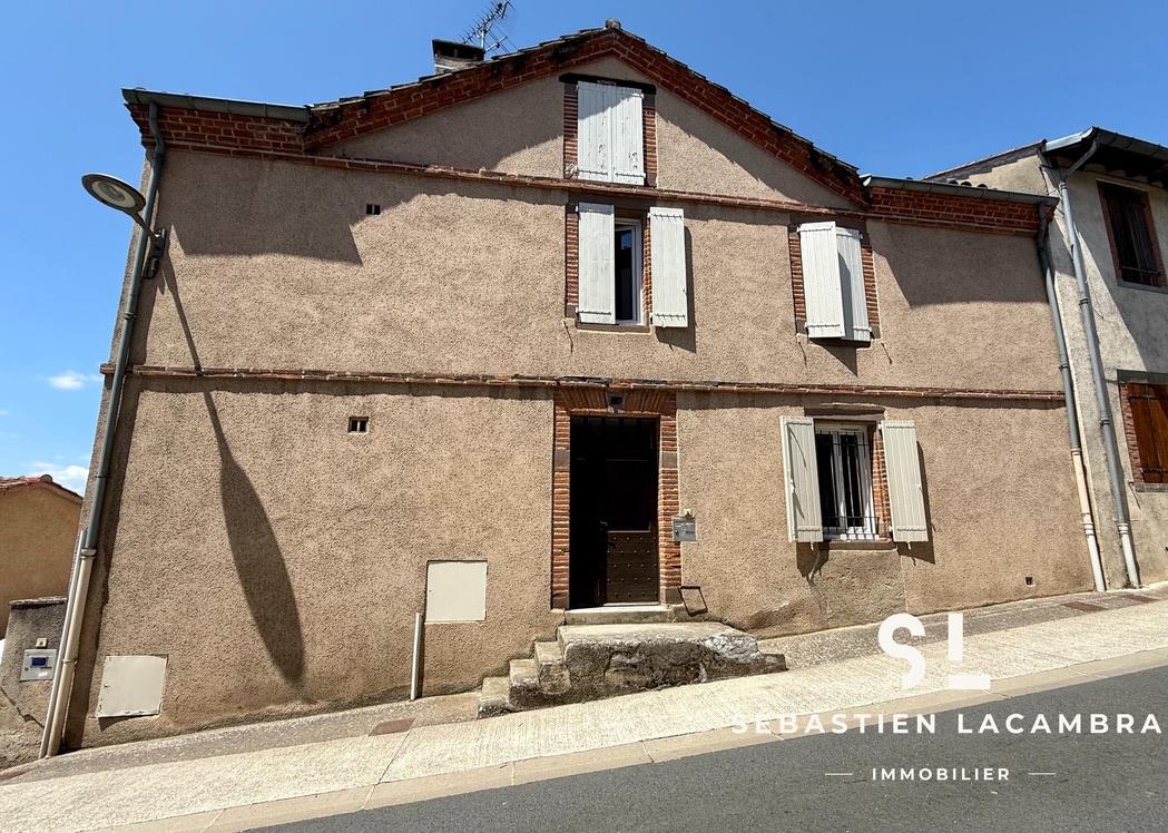 7-room bourgeois house with cathedral view + 6 garages rented Saint-Juéry center, garden swimming p