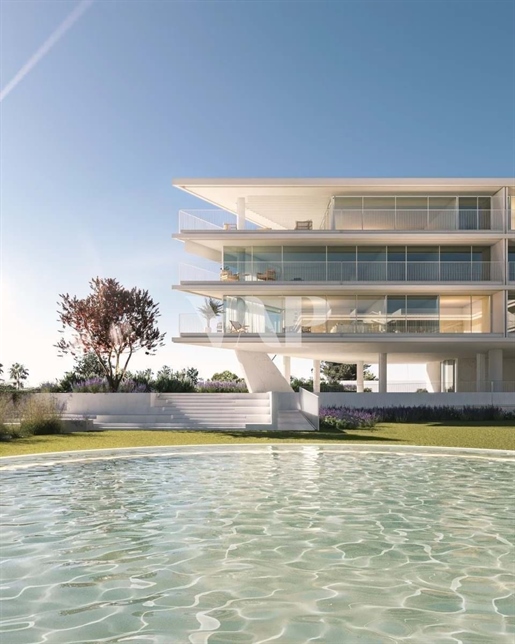 Penthouse T4 en construction à vendre à Vilamoura, inséré dans Développement de luxe