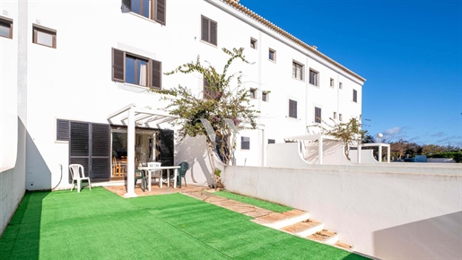 8 Apartments mit 2 Schlafzimmern in Vilamoura Marina