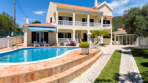 Villa in traditionele stijl met 5 slaapkamers en privézwembad, in Loulé