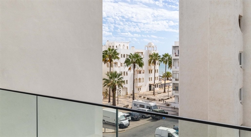 Nouvel appartement de 2 chambres à vendre à Quarteira, avec vue sur la mer