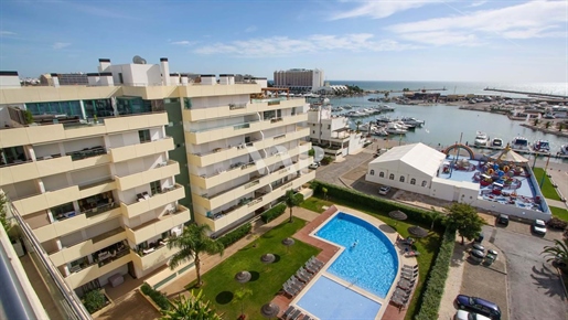 Vilamoura - Luxuosa Penthouse T3 situada na Marina de Vilamoura