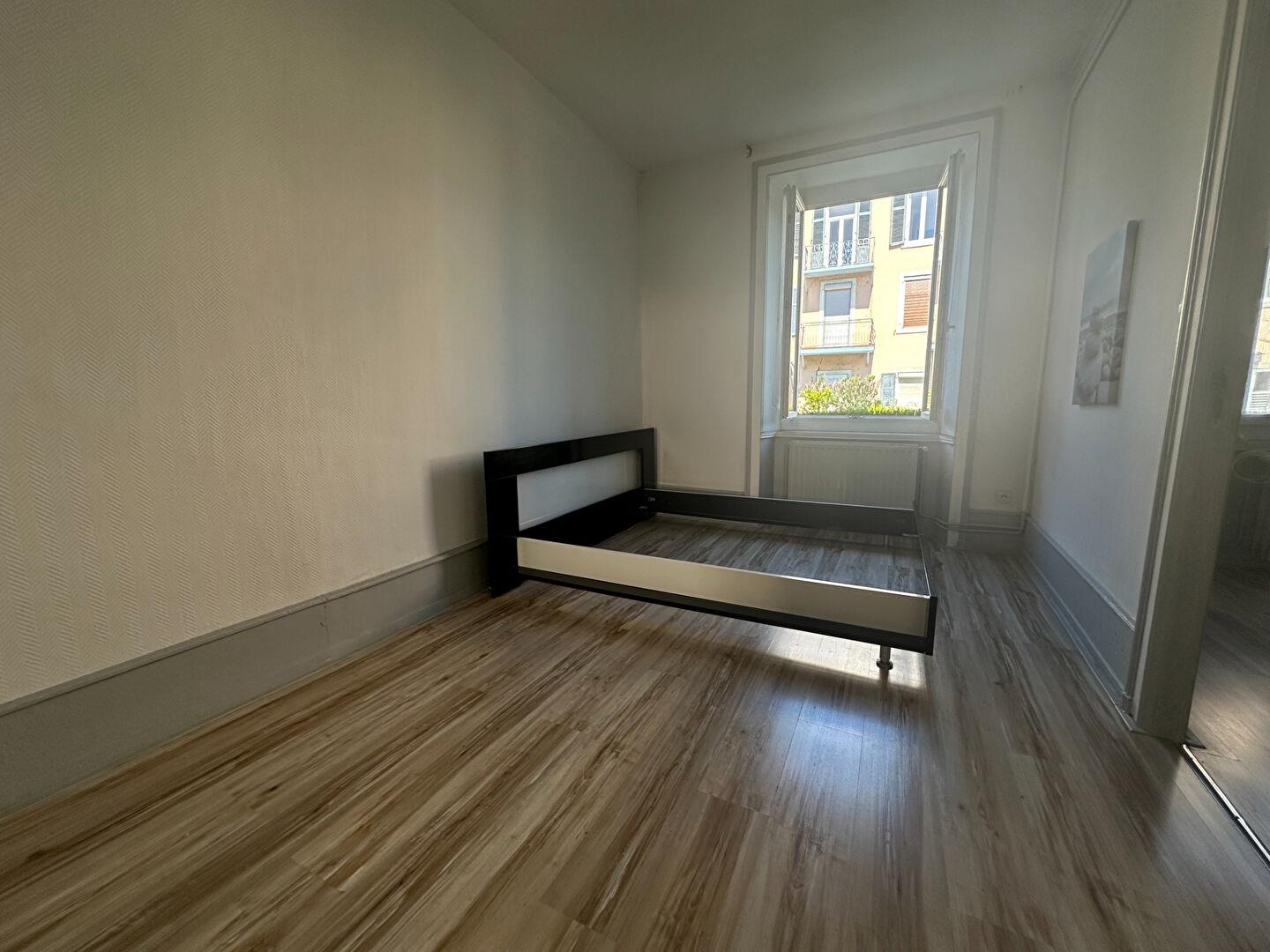 Compra: Apartamento (25200)