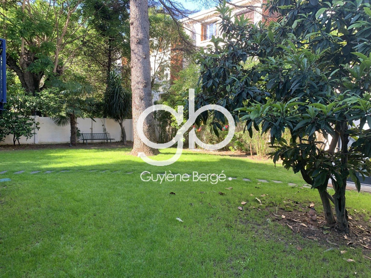 Bourgeois style house