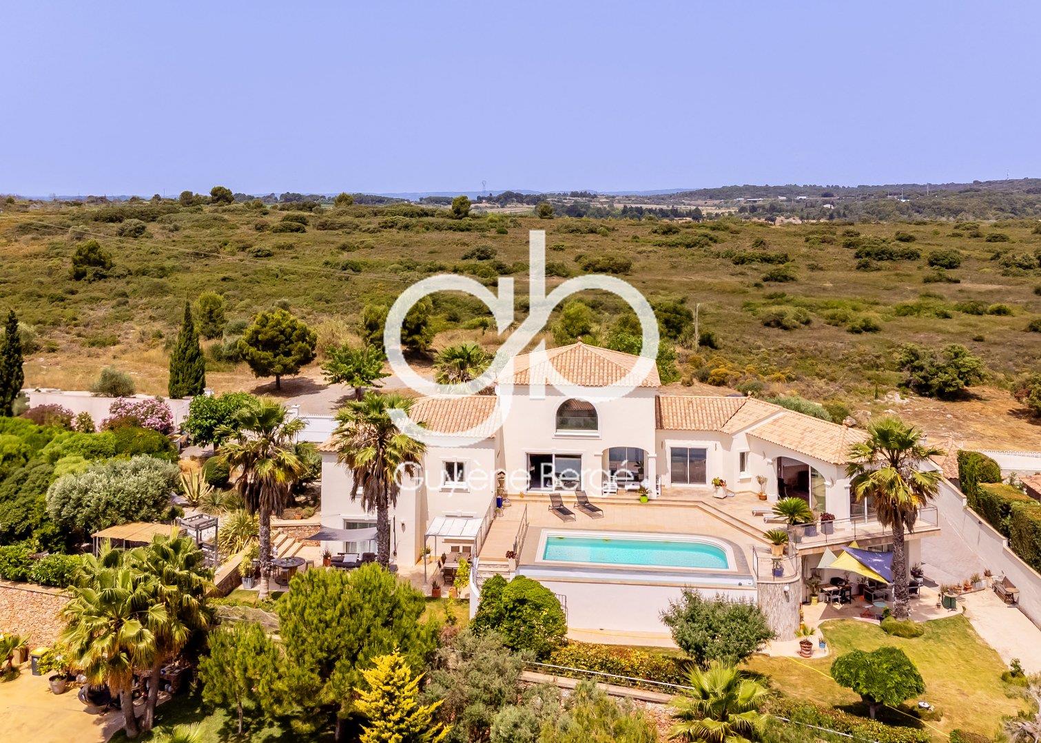 Architect-Designed villa